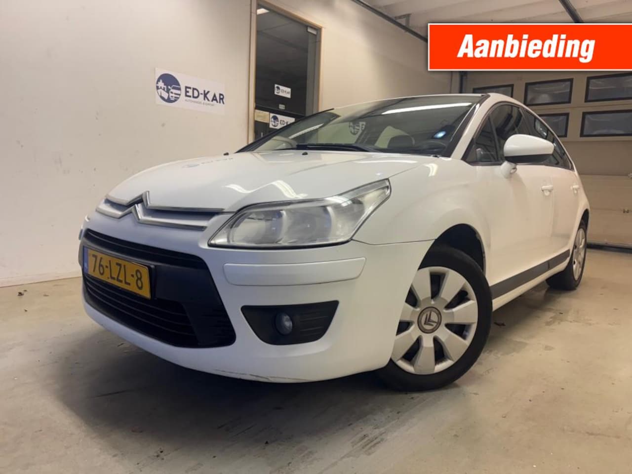 Citroën C4 - 1.4 16V Anniversaire CLIMA PDC NAP APK GOEDE AUTO - AutoWereld.nl