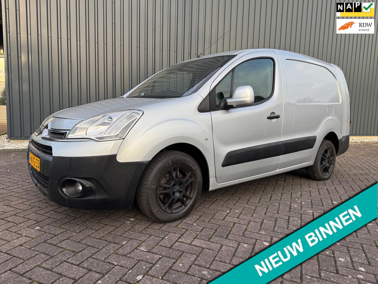 Citroën Berlingo XL - 1.6 e-HDI 600 Club Economy (NW APK 2026 + TREKHAAK + LM VELGEN) - AutoWereld.nl