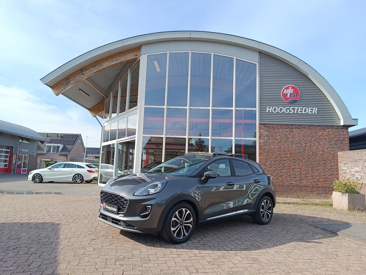 Ford Puma - 1.0 EcoBoost Automaat, schuifdak, B&O, half leer - AutoWereld.nl