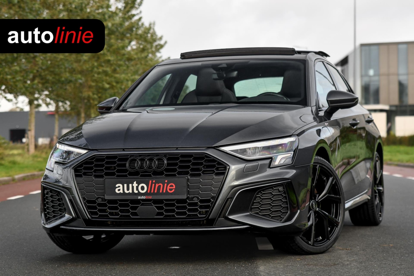 Audi A3 Sportback - 40 TFSI e 3x S-Line. RS Zetels, Pano, ACC, Keyless, Camera, Matrix, 19'', CarPlay! - AutoWereld.nl