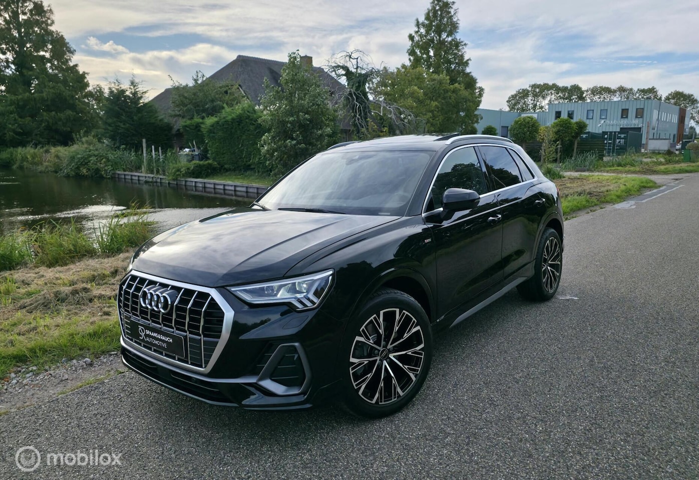 Audi Q3 - 45 TFSI Quattro S-Line / Pano / Leder / Navi - AutoWereld.nl