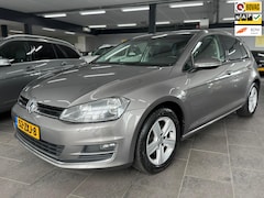 Volkswagen Golf - 1.2 TSI Highline navigatie clima cruise controle elektrische pakket parkeersensoren lm-vel