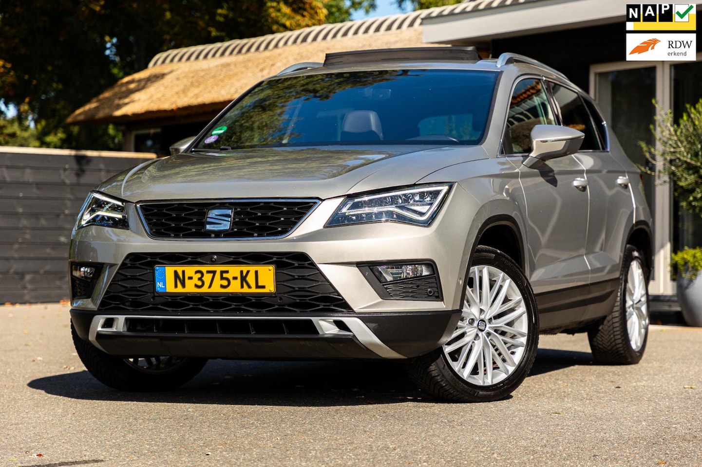 SEAT Ateca - 1.4 TSI Xcellence Trekhaak I Panoramadak I Adaptieve cruise control I Dodehoek I Parkeerhu - AutoWereld.nl