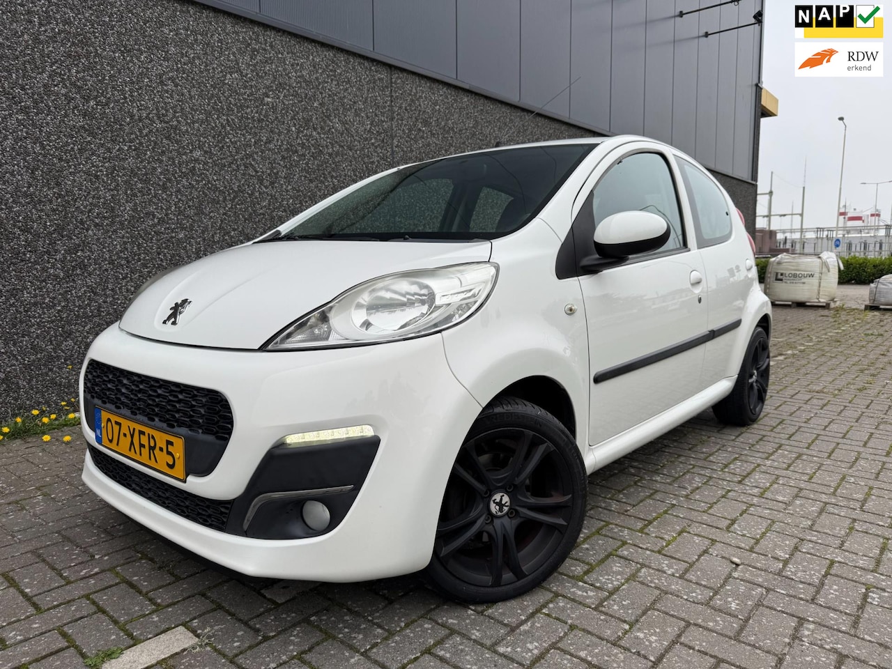 Peugeot 107 - 1.0 Active/Nieuwe APK en beurt/AIRCO/LED/ - AutoWereld.nl