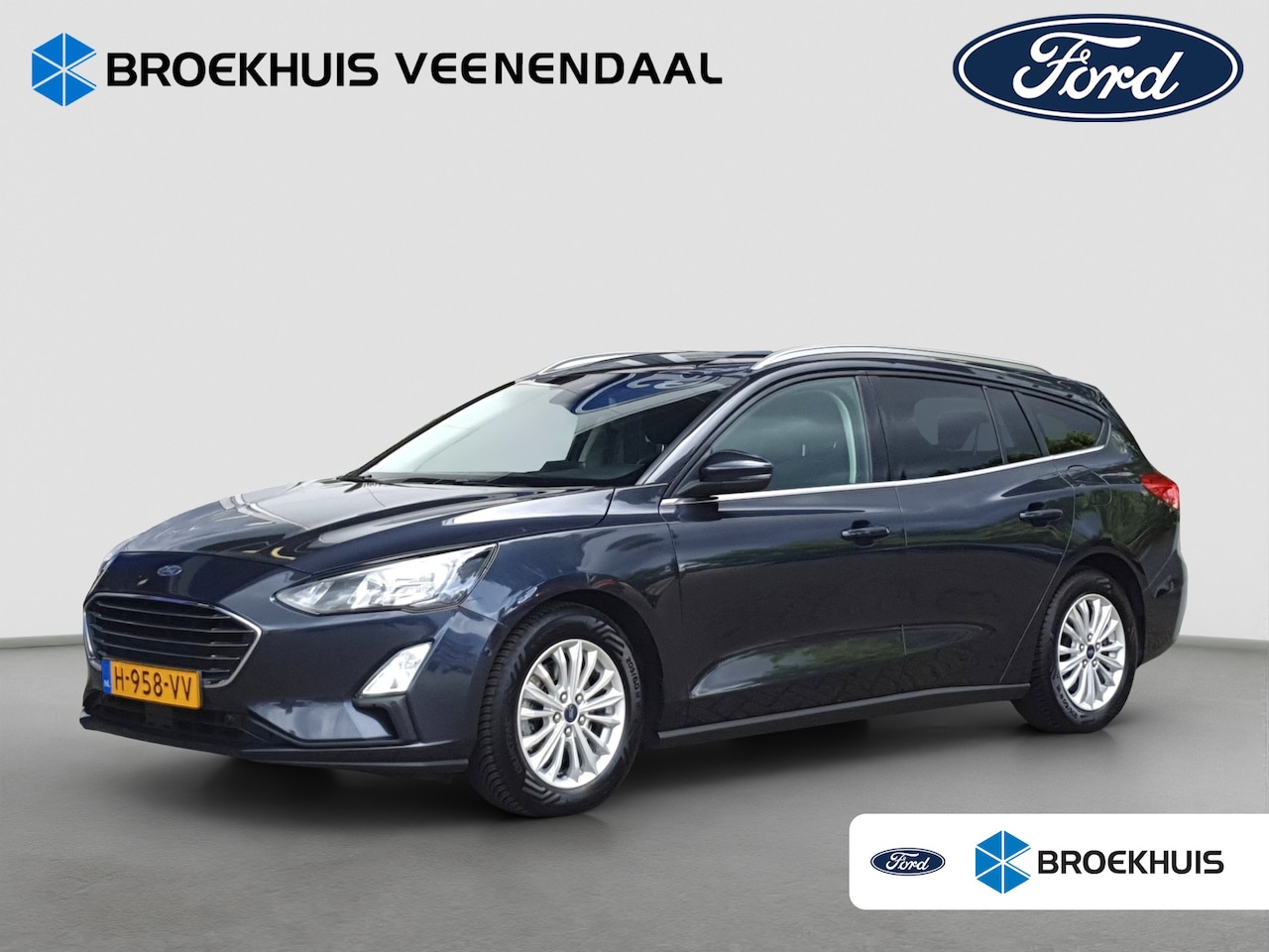 Ford Focus Wagon - 1.0 Titanium | Trekhaak | Camera | Winter Pack | Cruise Control - AutoWereld.nl