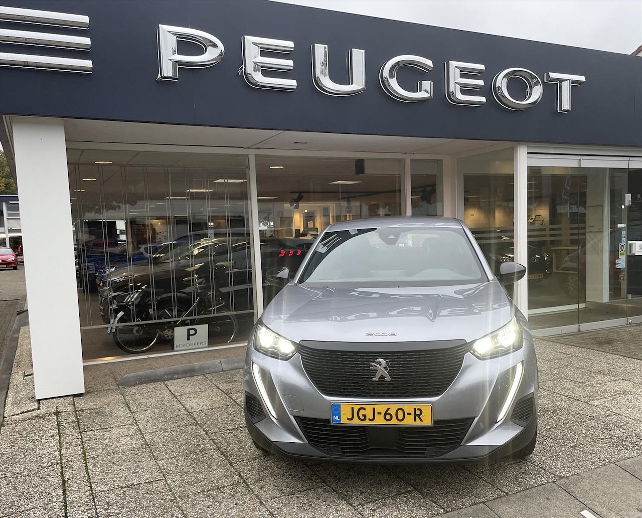 Peugeot 2008 - 1.2 Puretech 130pk - AutoWereld.nl
