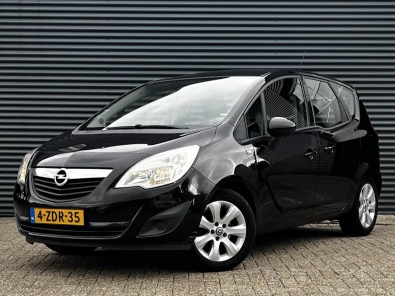 Opel Meriva - 1.4 Turbo Ecotec 120pk Color Edition I Airco I Cruise - AutoWereld.nl