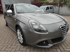 Alfa Romeo Giulietta - ALFA 1.4 Turbo 120 Distinctive