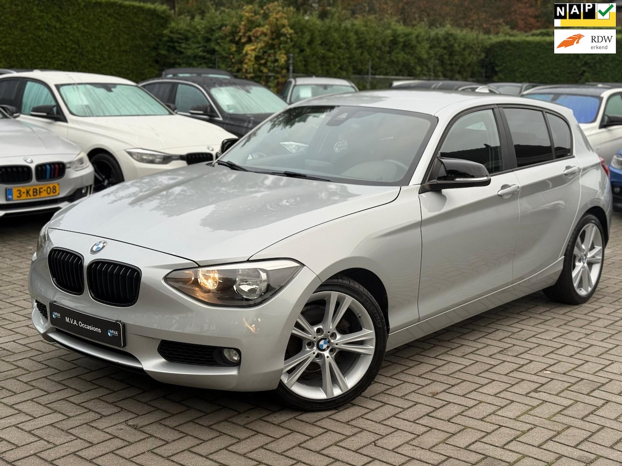 BMW 1-serie - 116i Business+|Nieuwe Ketting + Klepseals|Navigatie|18 inch|Nette staat.. - AutoWereld.nl