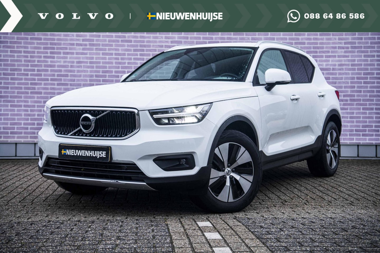 Volvo XC40 - 1.5 T3 Momentum | Trekhaak | Navigatie | Cruise Control | Climate Control | Parkeersensore - AutoWereld.nl