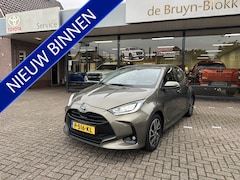 Toyota Yaris - 1.5 Hybrid Dynamic Automaat 1e eigenaar / dealeronderhouden / 10 jaar garantie programma /