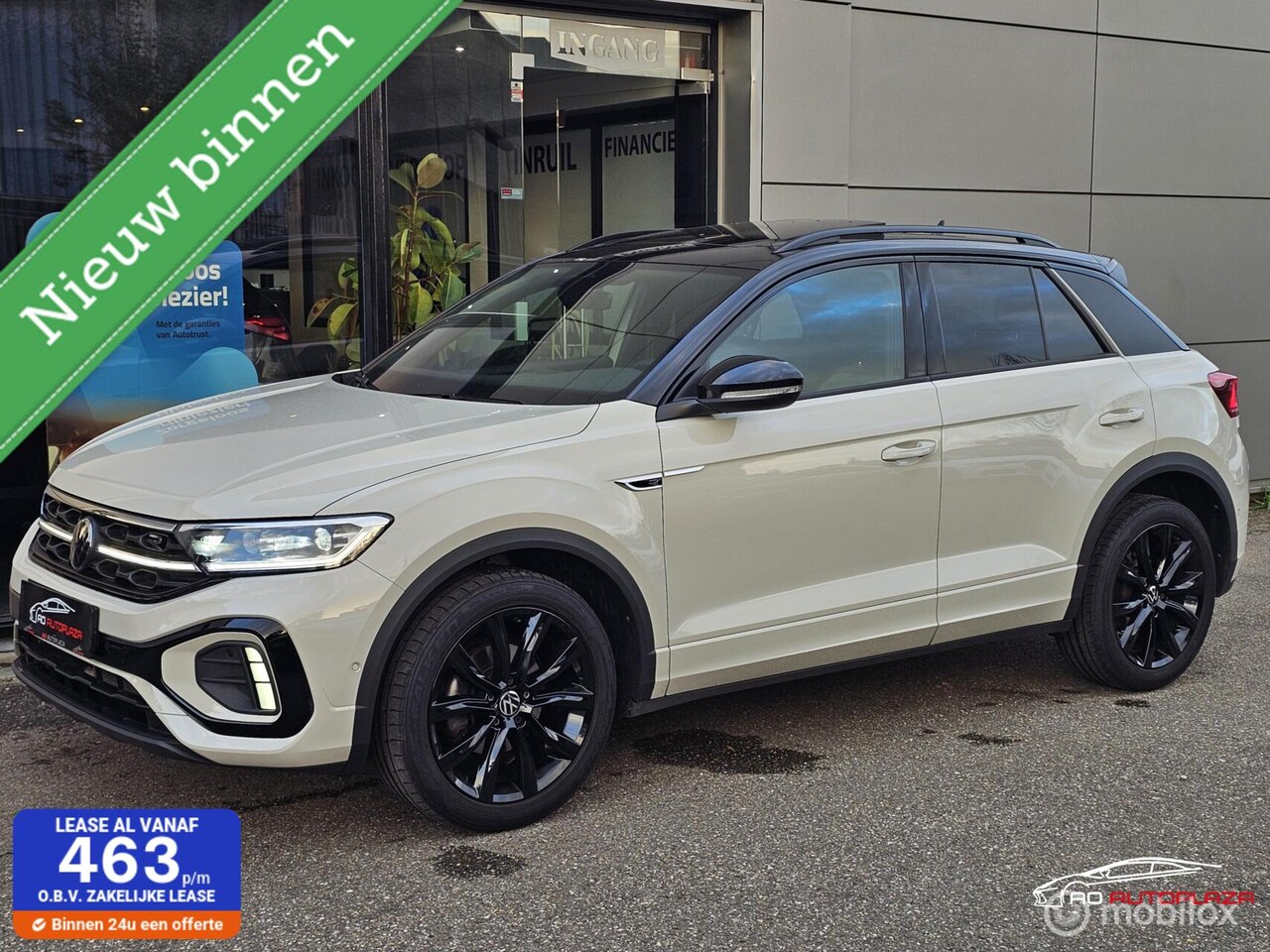 Volkswagen T-Roc - 1.5 TSI 3x R-Line Business+ Panorama/Keyless/Trekhaak/Ascotgrey - AutoWereld.nl