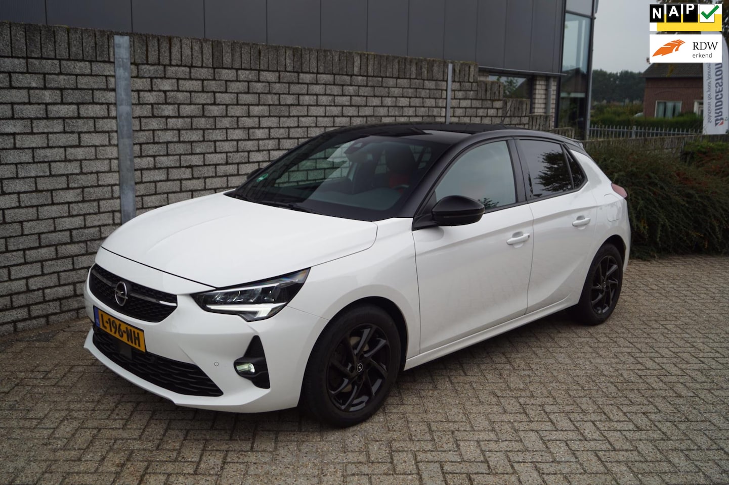 Opel Corsa - 1.2 Turbo GS Line 5 Deurs Navi Camera Clima Apple Carplay Cruise Sportst 2x PDC LMV LED Ko - AutoWereld.nl