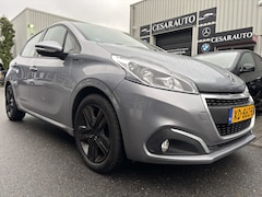 Peugeot 208 - 1.2 PureTech Signature / 139 DKM / DEALER ONDERHOUDEN