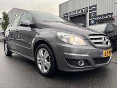 Mercedes-Benz B-klasse - 160 Business Class AUTOMAAT / 142 DKM / DEALER ONDERHOUDEN