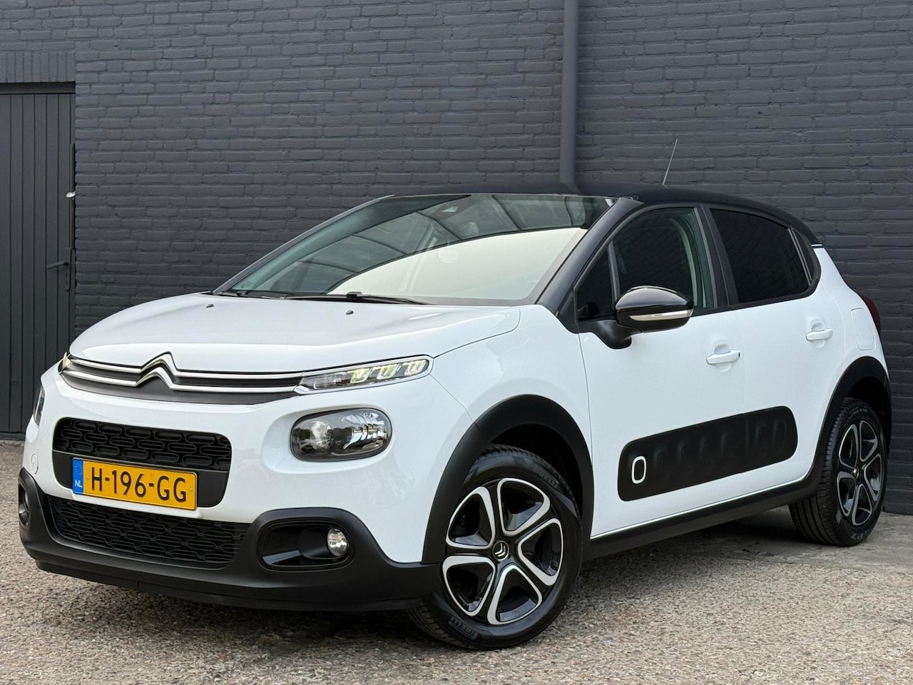 Citroën C3 - 1.2 PureTech S&S Feel Edition CRUISE | CARPLAY | PDC | NWE APK - AutoWereld.nl