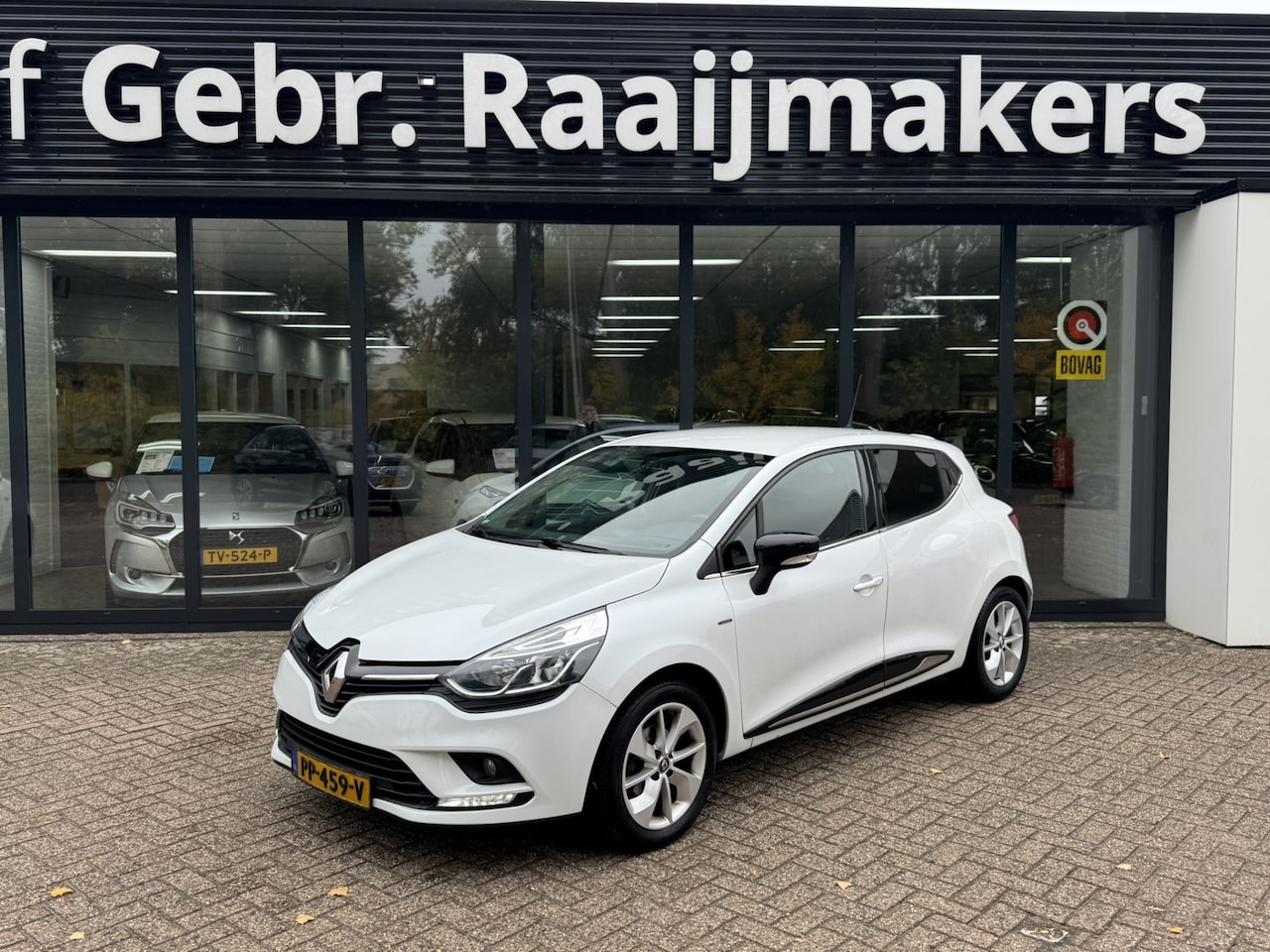 Renault Clio - 0.9 TCe Limited*Navi*Airco*EXPORTPRIJS* - AutoWereld.nl