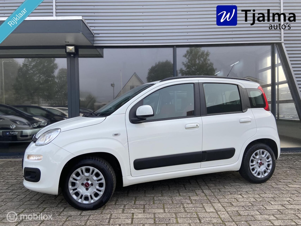 Fiat Panda - 1.2 Lounge airco 2 de eigenaar ned auto historie aanwezig - AutoWereld.nl
