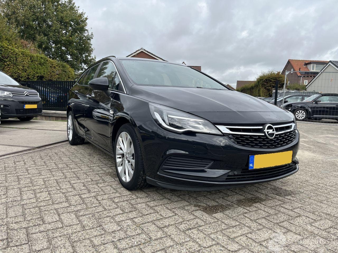 Opel Astra Sports Tourer - 1.0 Innovation 1.0 Innovation - AutoWereld.nl