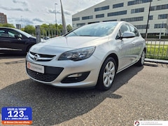 Opel Astra - 1.4 Turbo Blitz