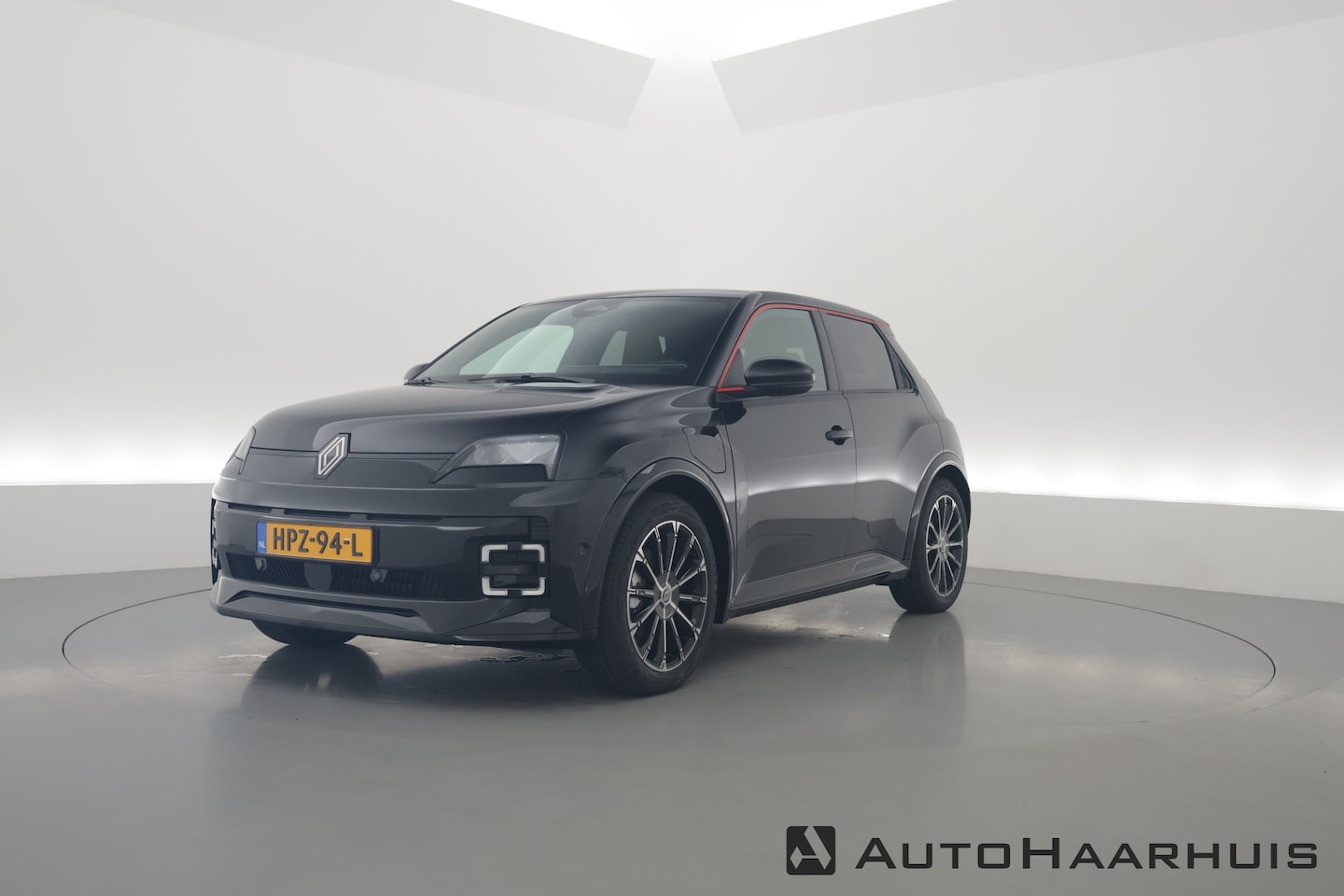 Renault 5 - comfort Range Iconic Cinq 52 kWh | Navi | Adapt. Cruise | H&K | CarPlay | Stoel-Stuurverw. - AutoWereld.nl
