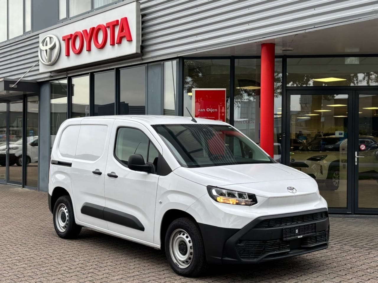 Toyota ProAce City - 1.5 D-4D Live 1.5 D-4D Live - AutoWereld.nl