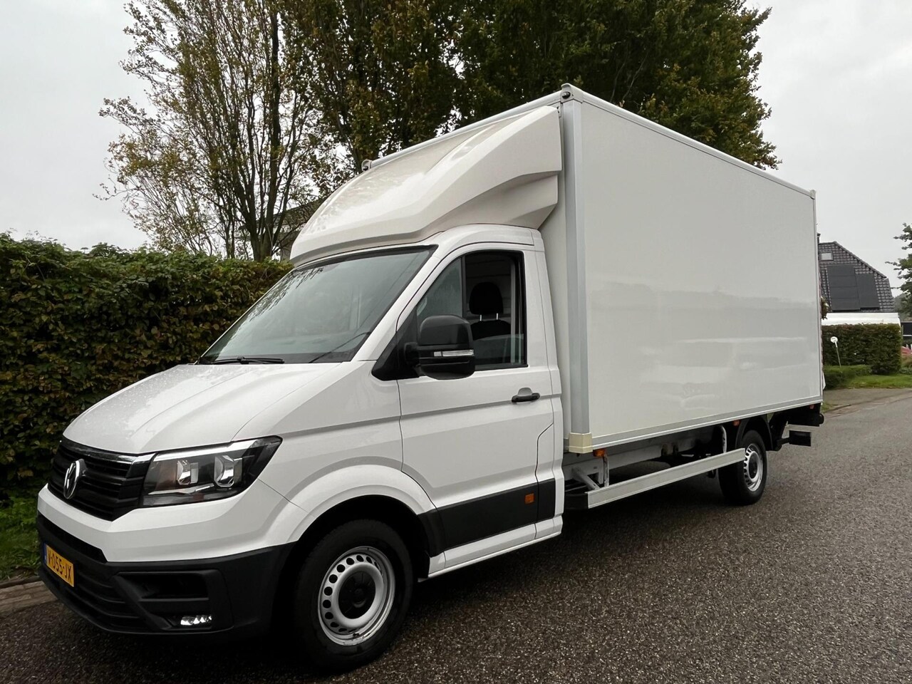Volkswagen Crafter - Bakwagen + laadklep Zijdeur - AutoWereld.nl