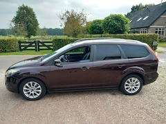 Ford Focus Wagon - 1.6 Titanium Half Leer! Climat/Cruise Control! NW APK!