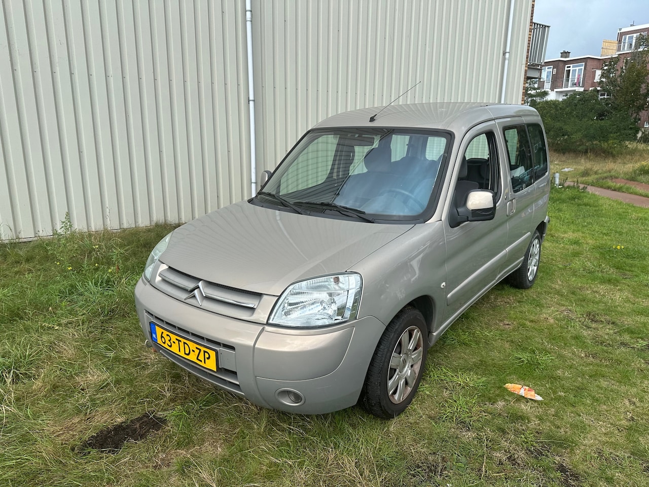 Citroën Berlingo - 1.6i 16V M.sp. CoolT | 2006 | 187.968 km | Milieuzone-vrij | Ruim & praktisch - AutoWereld.nl