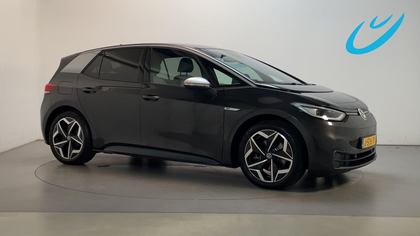 Volkswagen ID.3 - First Plus 58 kWh LED Navigatie Parkeersensoren DAB+ App-Connect - AutoWereld.nl