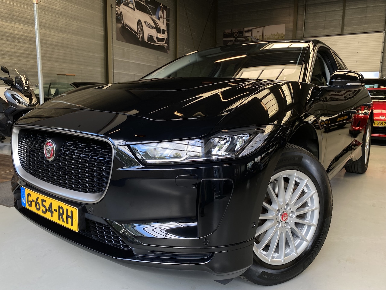 Jaguar I-PACE - EV400 Business Edition S 90 kWh Pano, Navi, Camera, Leder - AutoWereld.nl