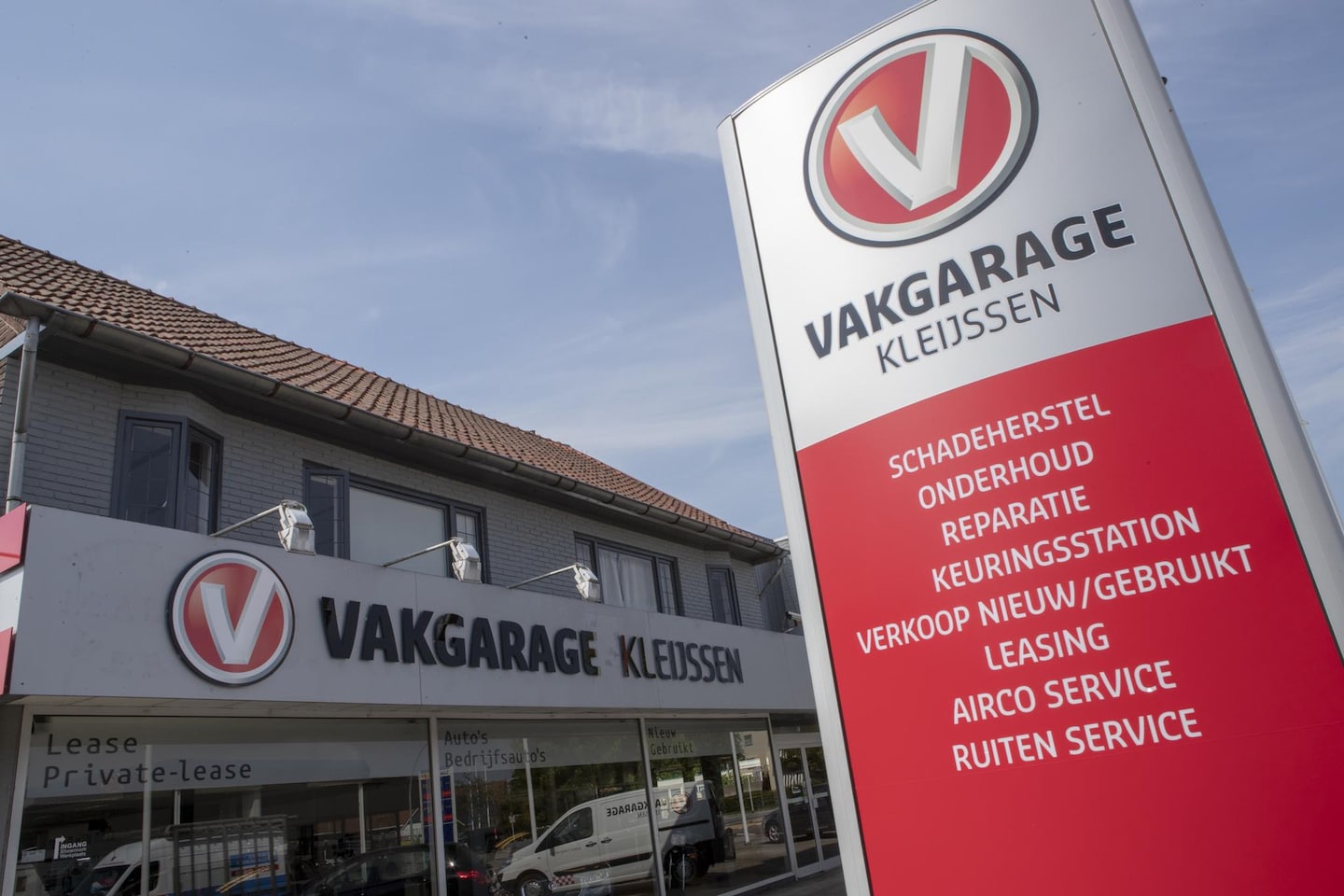 Kia Sorento - 1.6 T-GDI Plug-in Hybrid 4WD ExecutiveLine 1.6 T-GDI Plug-in Hybrid 4WD ExecutiveLine - AutoWereld.nl