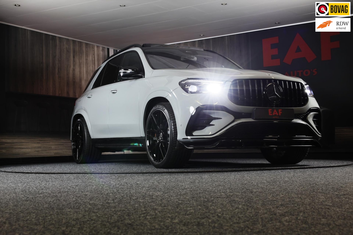 Mercedes-Benz GLE-Klasse - 400 e 4MATIC AMG 63 Look / Massage / Softclose / Head Up / Leder / 360 Camera / Memory / 2 - AutoWereld.nl