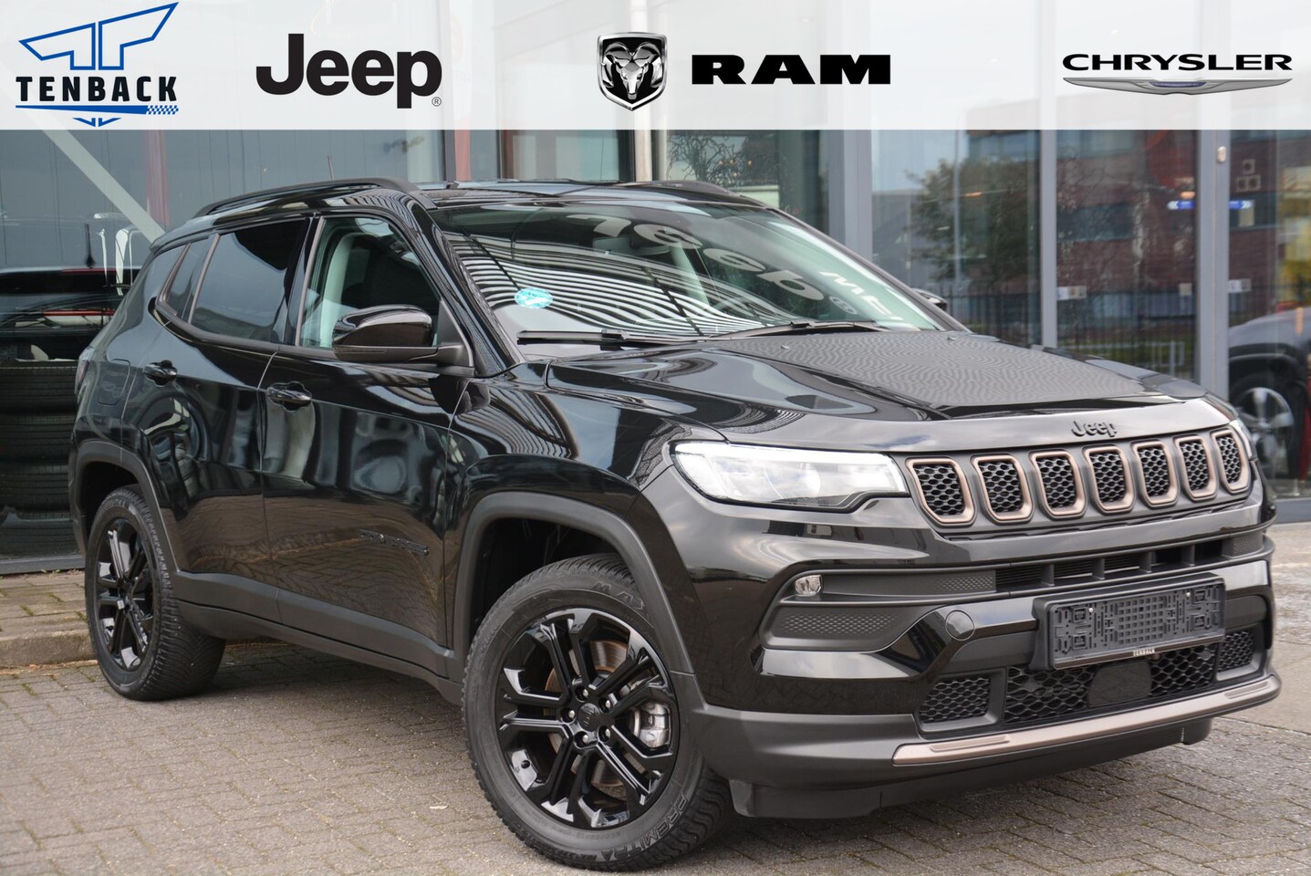 Jeep Compass - 4xe 240 Plug-in Hybrid Electric Upland 4xe 240 Plug-in Hybrid Electric Upland - AutoWereld.nl