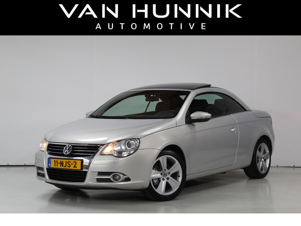 Volkswagen Eos - 1.4 TSI Highline BlueMotion | Nav | Pano | Nwe Ketting - AutoWereld.nl