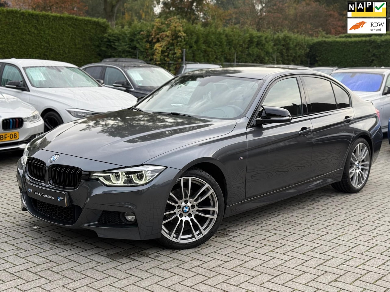 BMW 3-serie - 320i M Sport|Navigatie|19 inch M|Led|Climate control|Cruise control|Nette staat.. - AutoWereld.nl