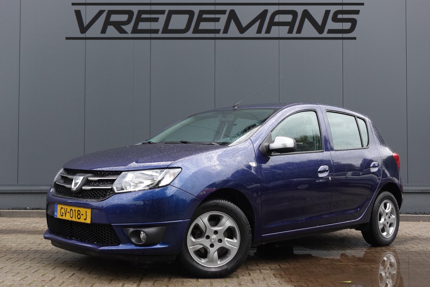 Dacia Sandero - 0.9 Tce 10th Anniversary 0.9 TCe 10th Anniversary - AutoWereld.nl