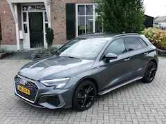 Audi A3 Sportback - 40 TFSI e Advanced edition S-Line , Camera, Acc, Led , Leder/Alcantara, Keyless enz