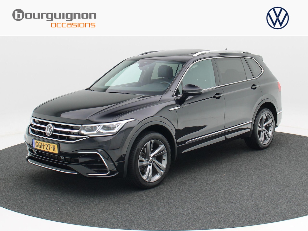 Volkswagen Tiguan Allspace - 1.5 TSi 150 Pk R-Line Business+ Automaat 7-pers | Panoramadak | Trekhaak | Adaptive Cruise - AutoWereld.nl