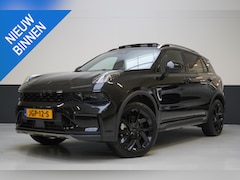 Lynk & Co 01 - 1.5 | Zwart optiek | Panoramadak | Navigatie | Memory | Apple CarPlay