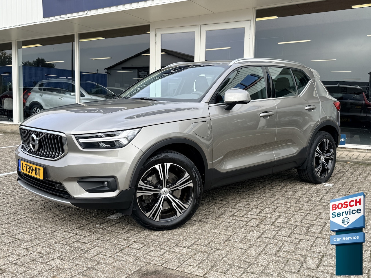 Volvo XC40 - 1.5 T5 Recharge Business Pro | LED | Auto Pilot | Apple Carplay | Keyless | Camera | Stoel - AutoWereld.nl