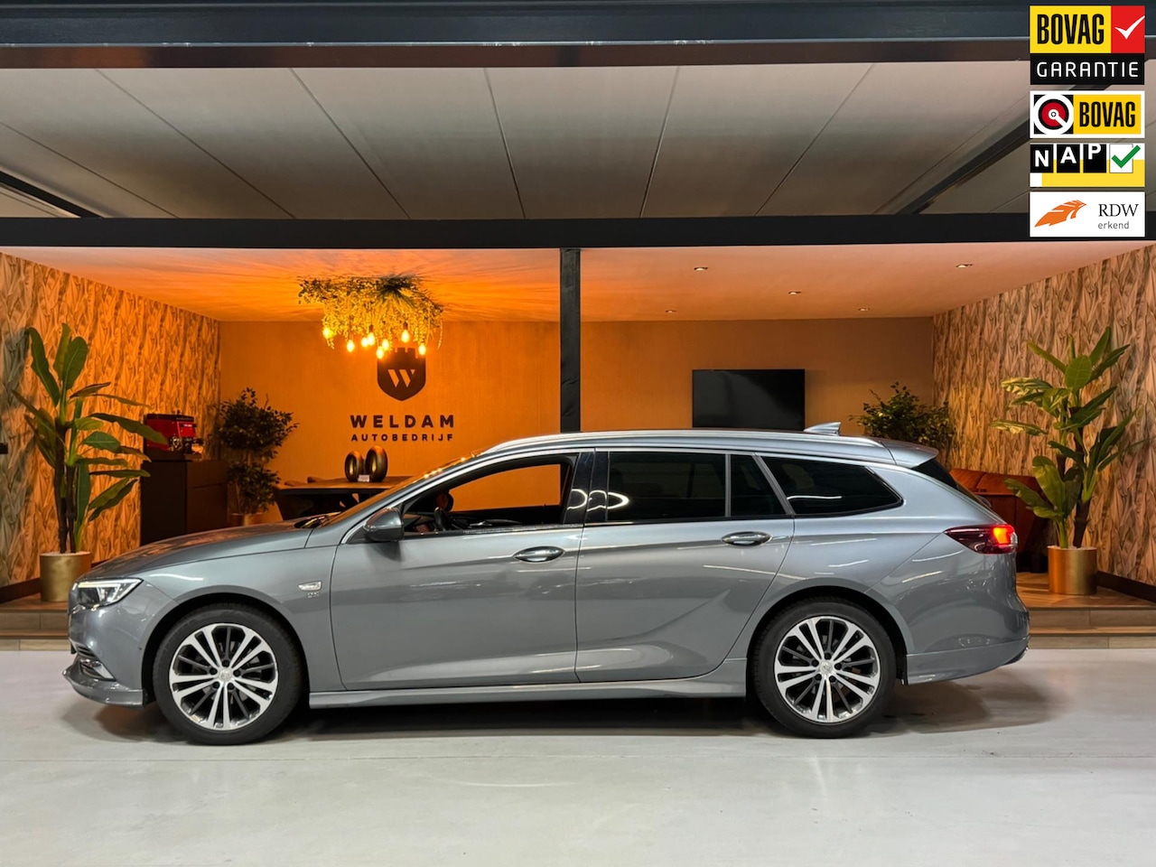 Opel Insignia Sports Tourer - 1.5 Turbo Business Executive OPC Line NAP Garantie Trekhaak Camera StuurVW PDC Cruise Navi - AutoWereld.nl