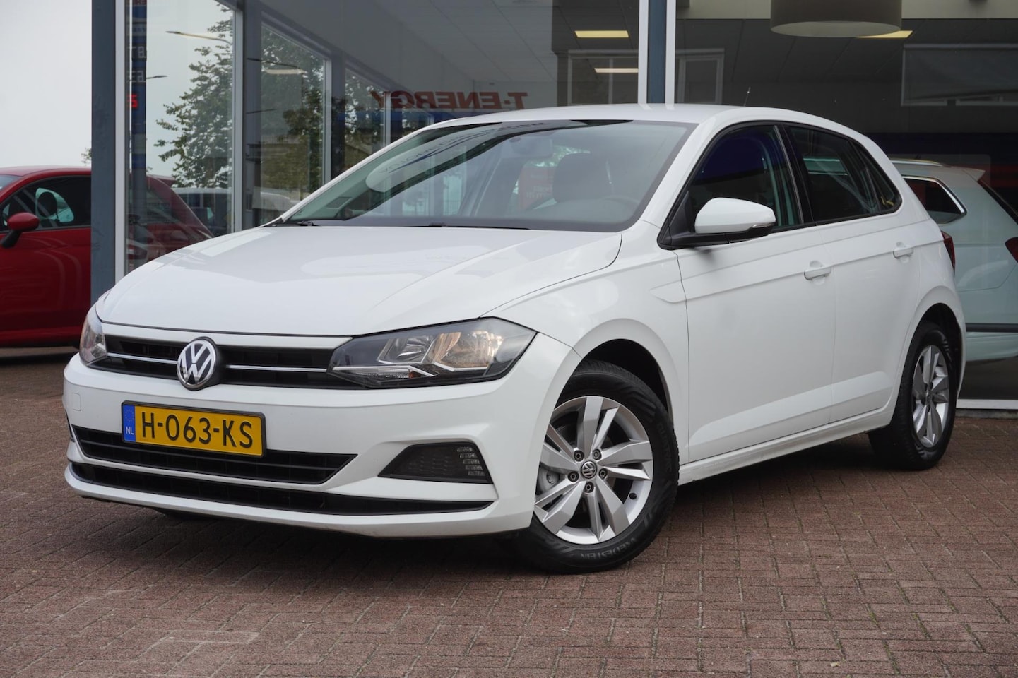 Volkswagen Polo - 1.0 TSI Comfortline | 5deurs | Navigatie | Elek. pakket | LM velgen | Dealerauto | Inruil - AutoWereld.nl