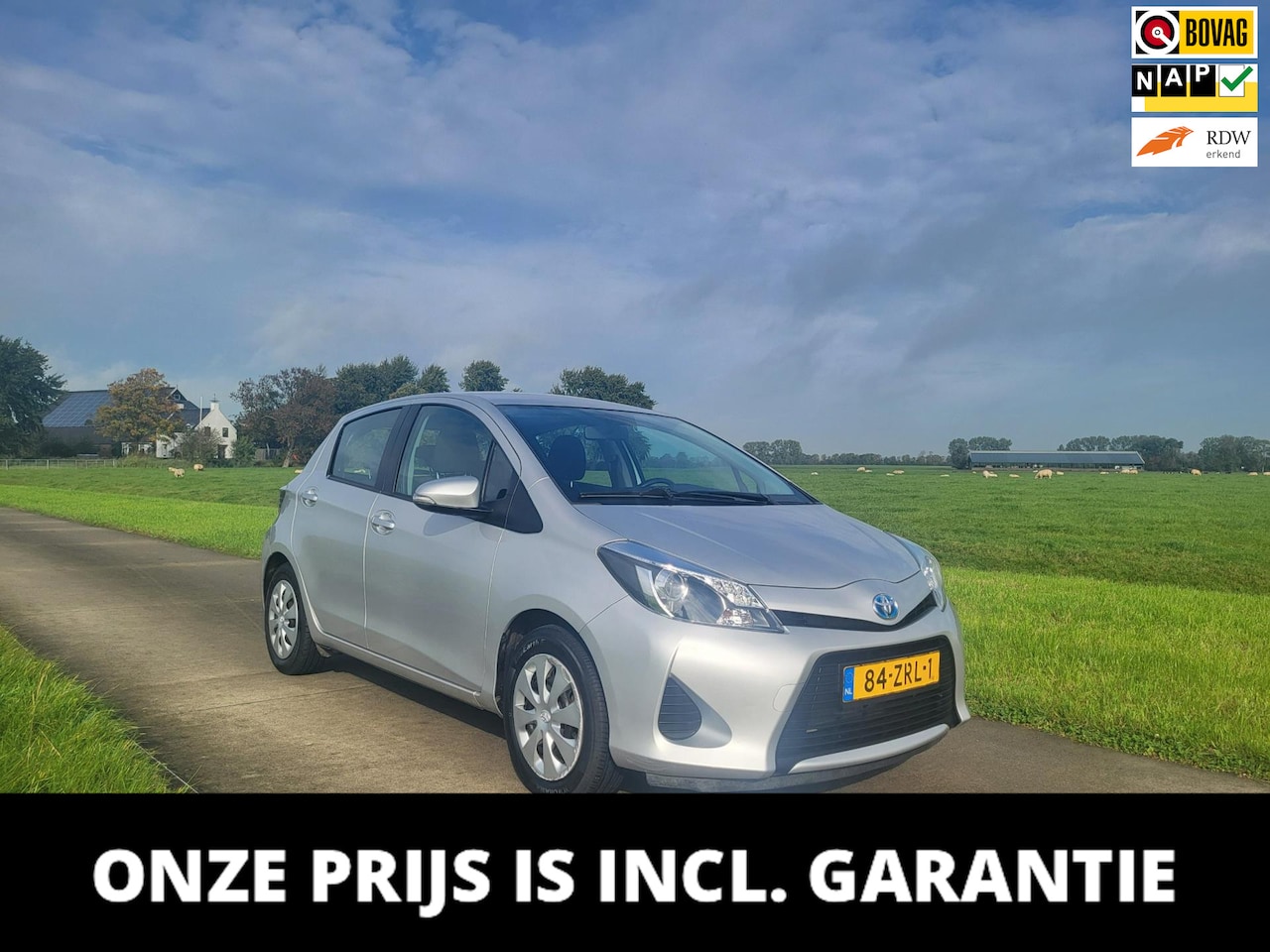 Toyota Yaris - 1.5 Full Hybrid Aspiration 85dkmNAP afn trekhaak camera automaat - AutoWereld.nl