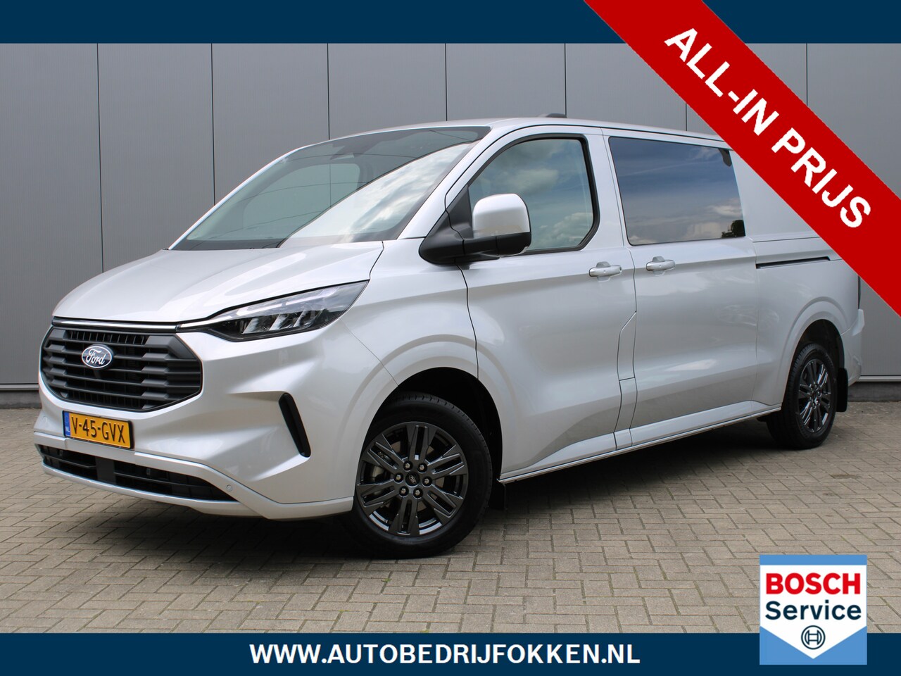 Ford Transit Custom - 320 2.0 TDCI 136pk Automaat L2H1 DC Limited | BPM VRIJ! | Navigatie | Trekhaak | Camera | - AutoWereld.nl