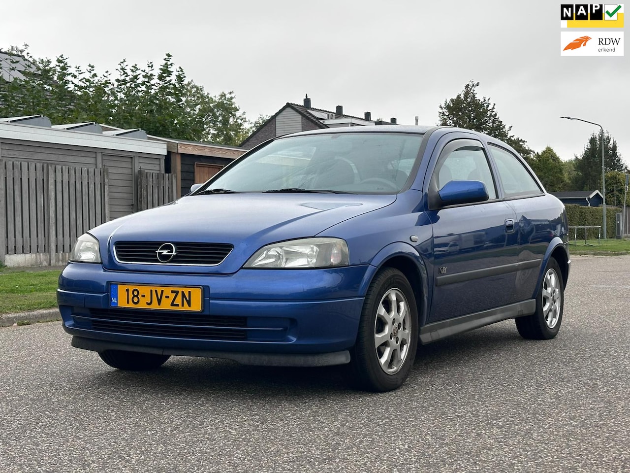 Opel Astra - 1.6 Njoy Automaat*1e Eigenaar*Airco*Cruise*LM velgen*Nieuwe APK* - AutoWereld.nl