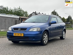 Opel Astra - 1.6 Njoy Automaat*10-10-2026 APK*Airco*1e Eigenaar*Cruise*LM velgen
