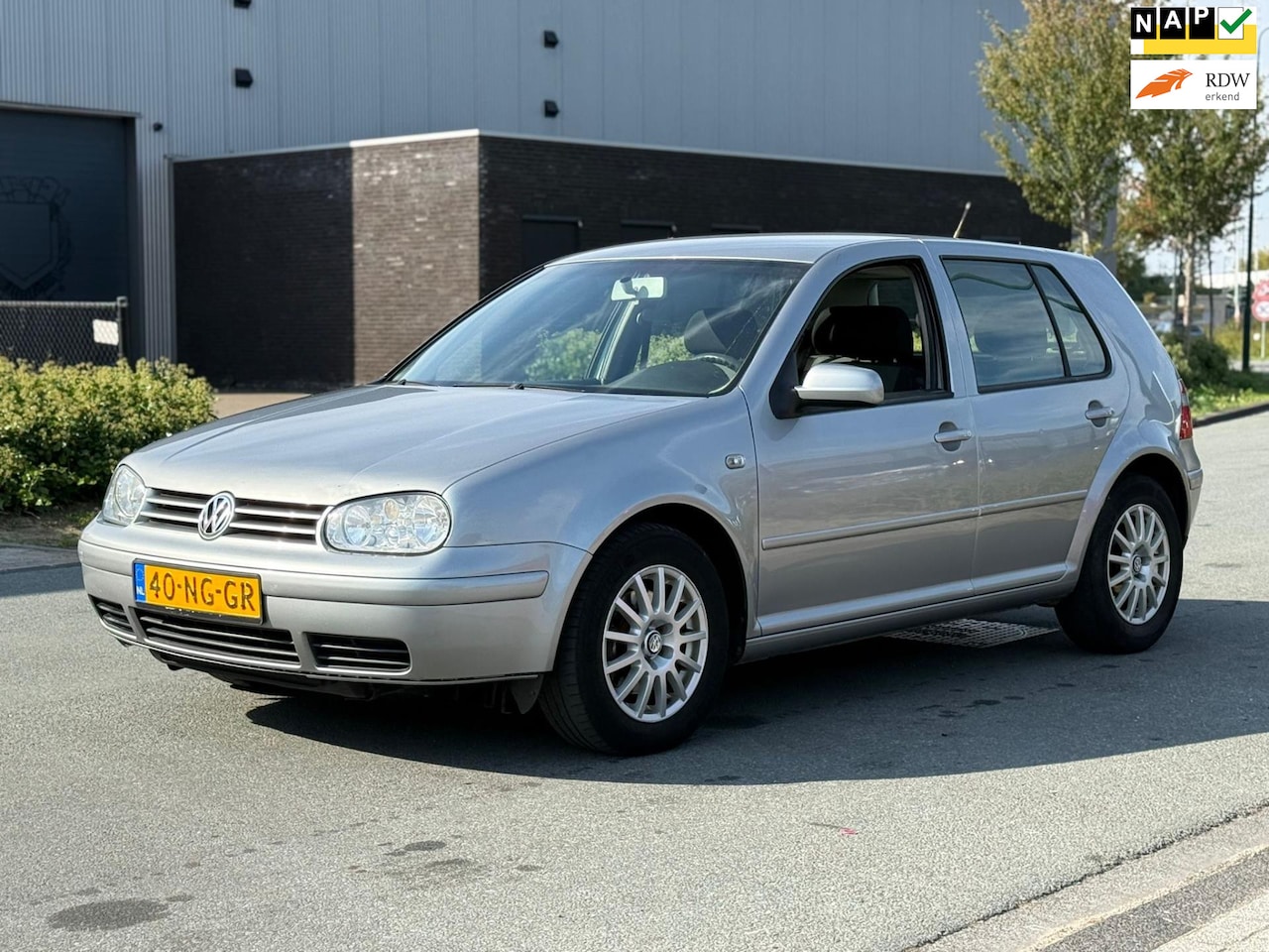 Volkswagen Golf - 1.9 TDI Ocean 5-deurs | Airco | Cruise - AutoWereld.nl