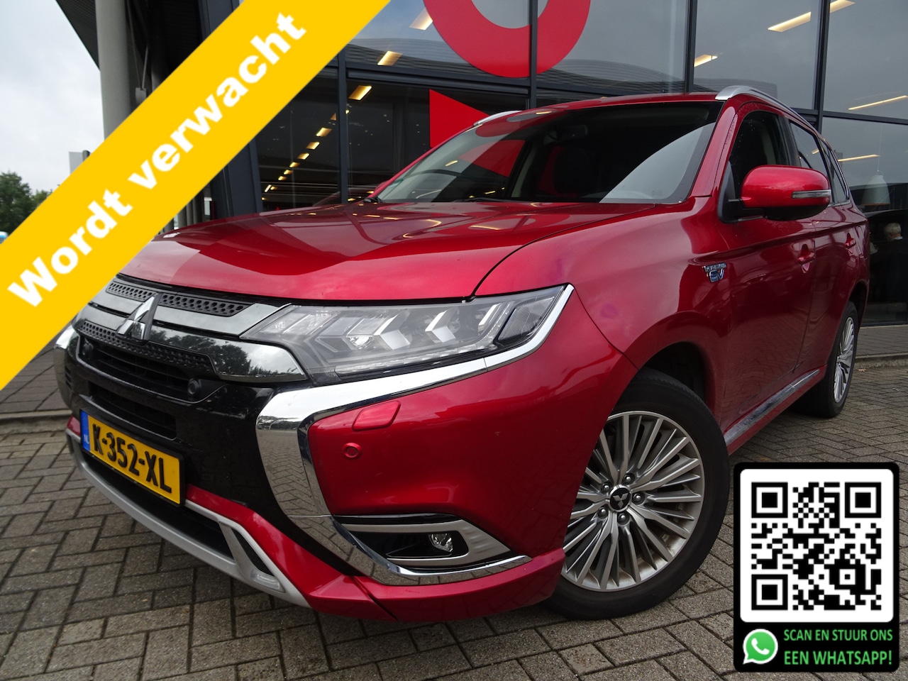 Mitsubishi Outlander - 2.4 PHEV Intense+ | 4WD | 240 PK | 54.565 KM | AUTOMAAT | TREKHAAK | 1E EIGENAAR | DEALER - AutoWereld.nl