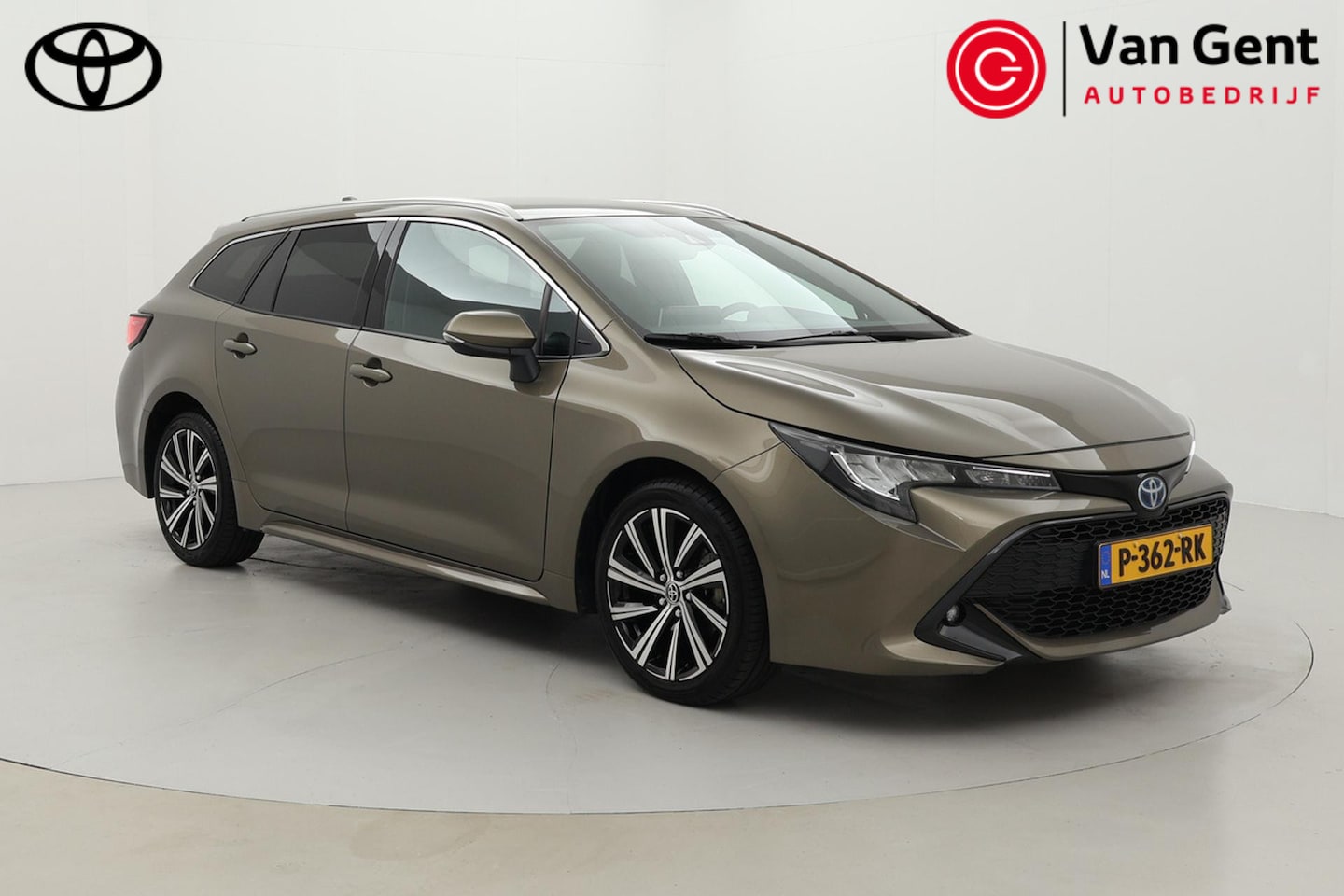 Toyota Corolla Touring Sports - 1.8 Hybrid Dynamic | Navigatie | Stoelverwarming | Keyless | 17 inch | Adaptive Cruise | C - AutoWereld.nl